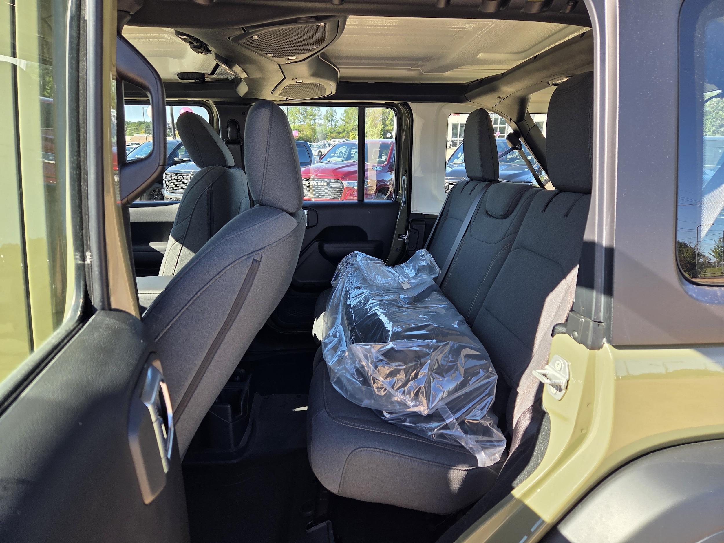 2026 Jeep Wrangler 4-Door Sport - Photo 12