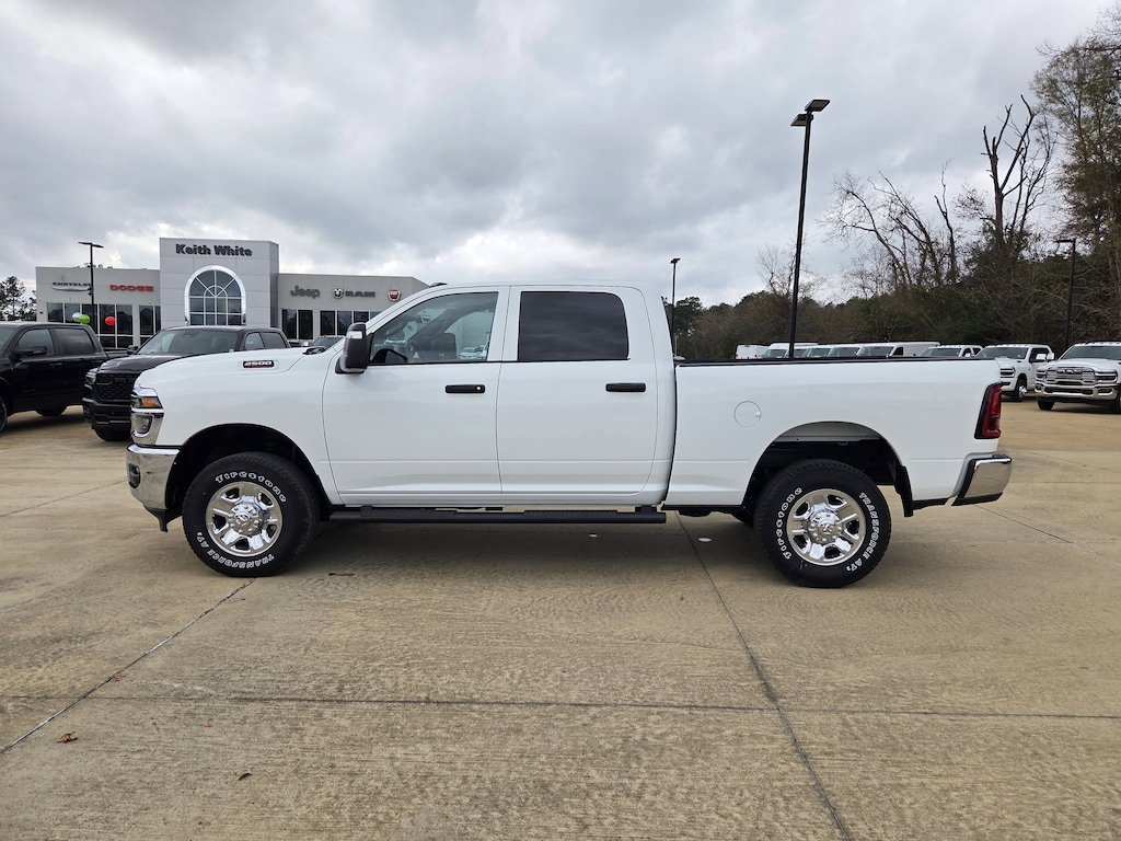 New 2026 Ram 2500 TRADESMAN CREW CAB 4X4 6'4 BOX Pickup