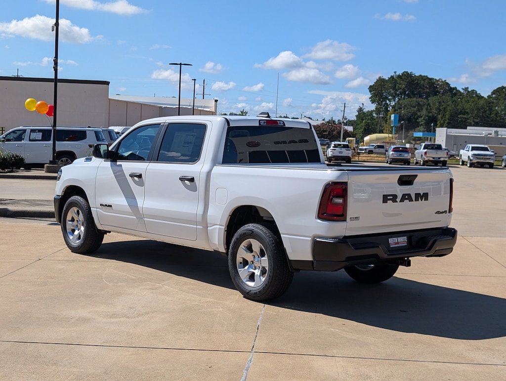 New 2027 Ram 1500 TRADESMAN CREW CAB 4X4 5'7 BOX Pickup