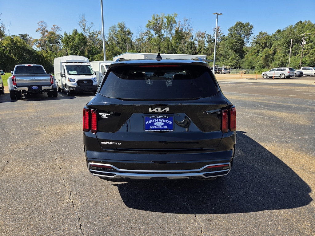 Used 2023 Kia Sorento S SUV