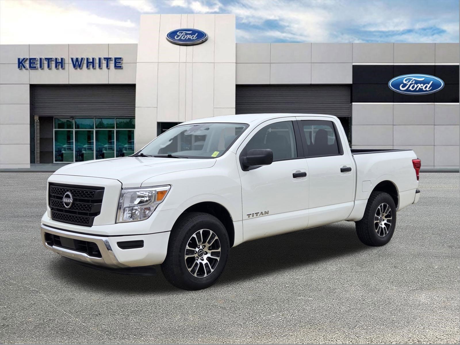 2023 Nissan Titan