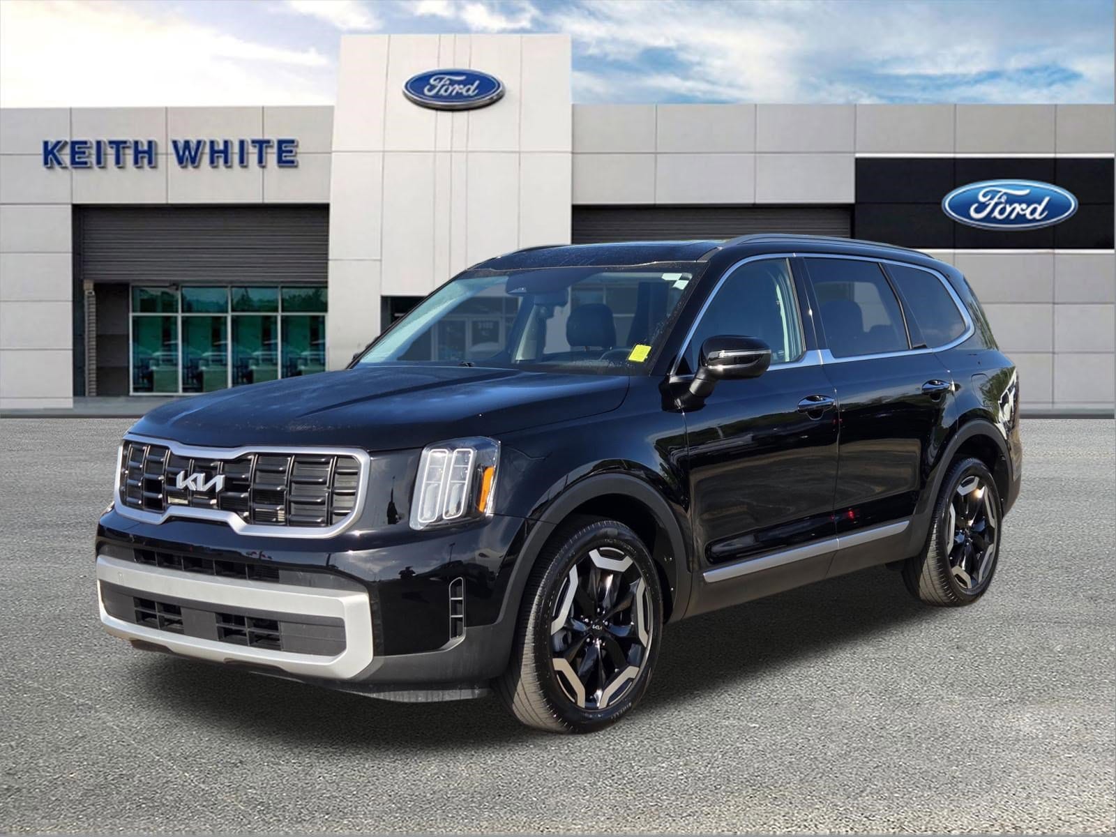 Ebony Black 2025 Kia Telluride S AWD SUV / Crossover All-Wheel Drive 8-Speed Automatic
