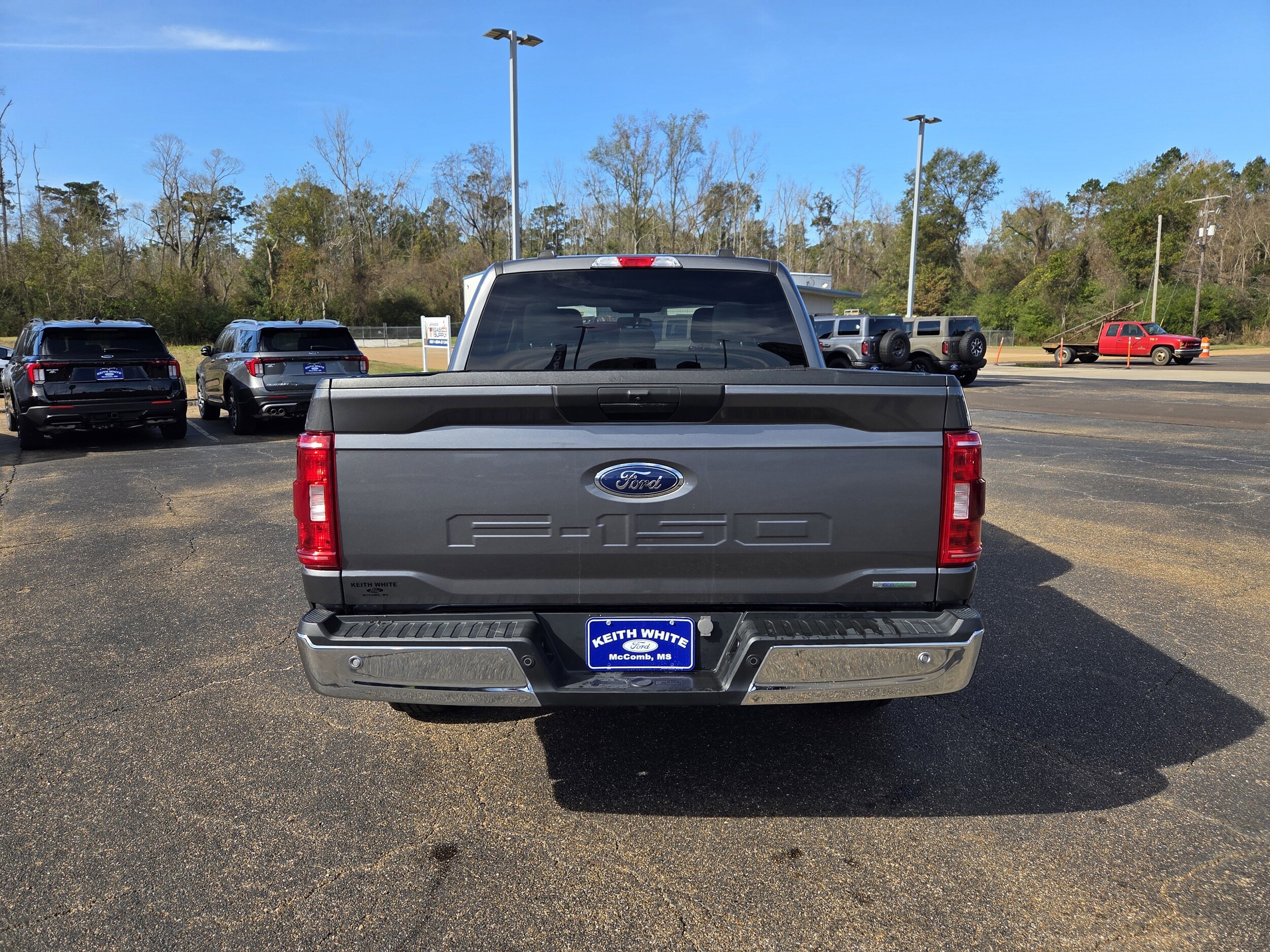 2023 Ford F-150 XLT photo 4