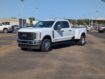2026 Ford F-350 F-350&reg; XL Truck Crew Cab