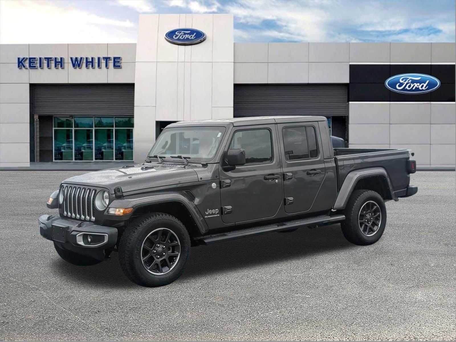 2023 Jeep Gladiator Overland's photo