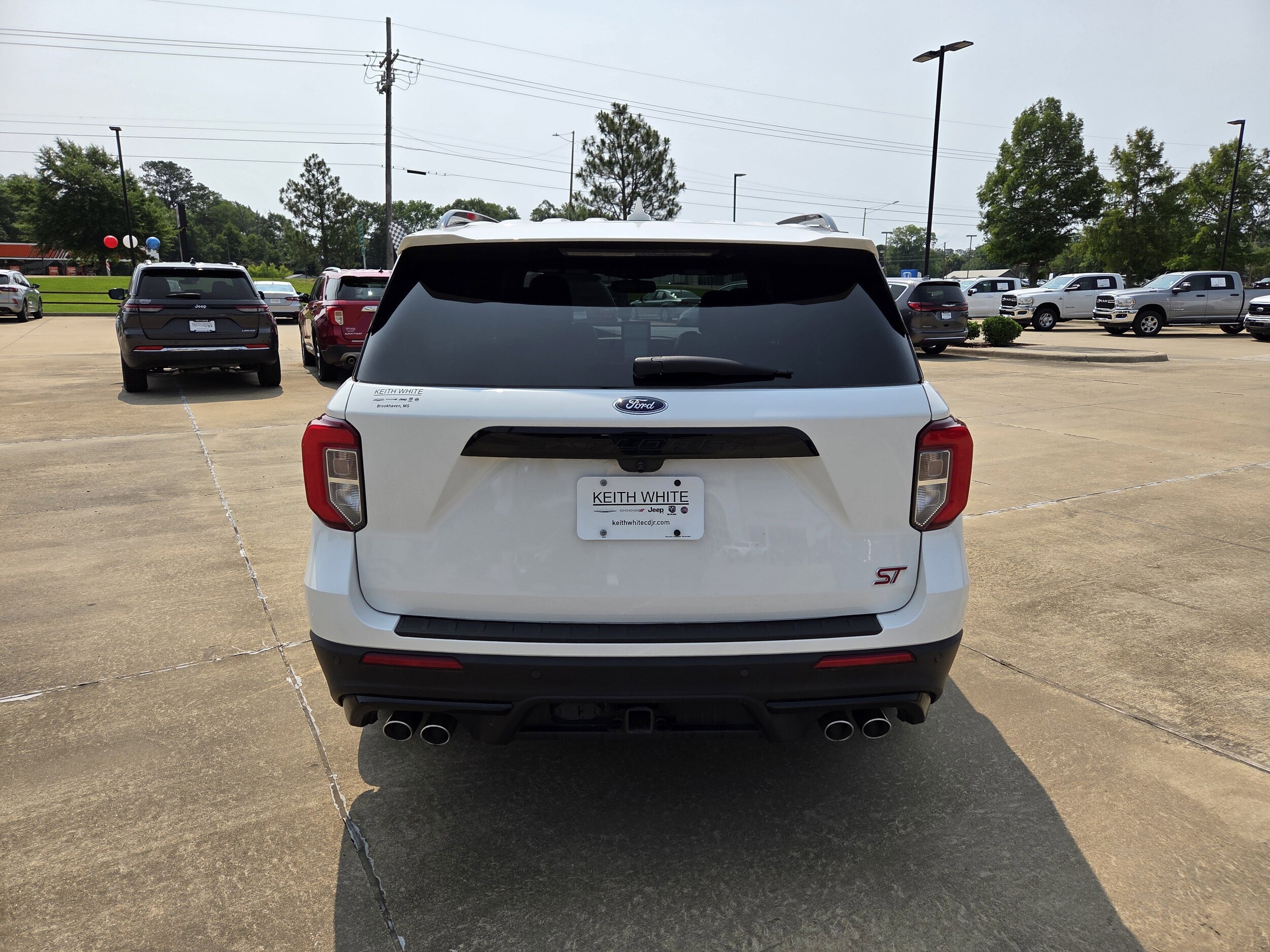 2020 Ford Explorer ST photo 3