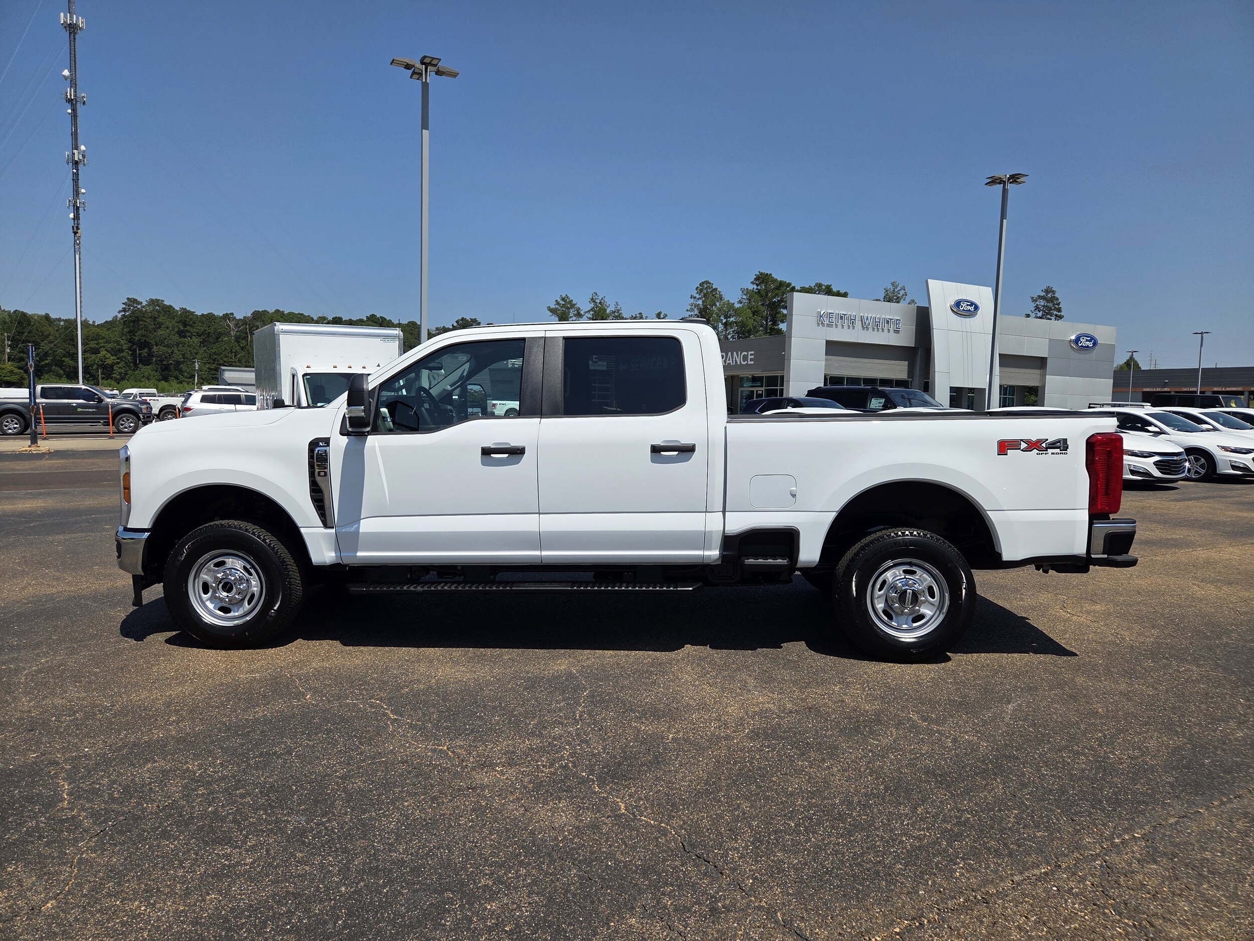 2026 Ford F-250 photo 2