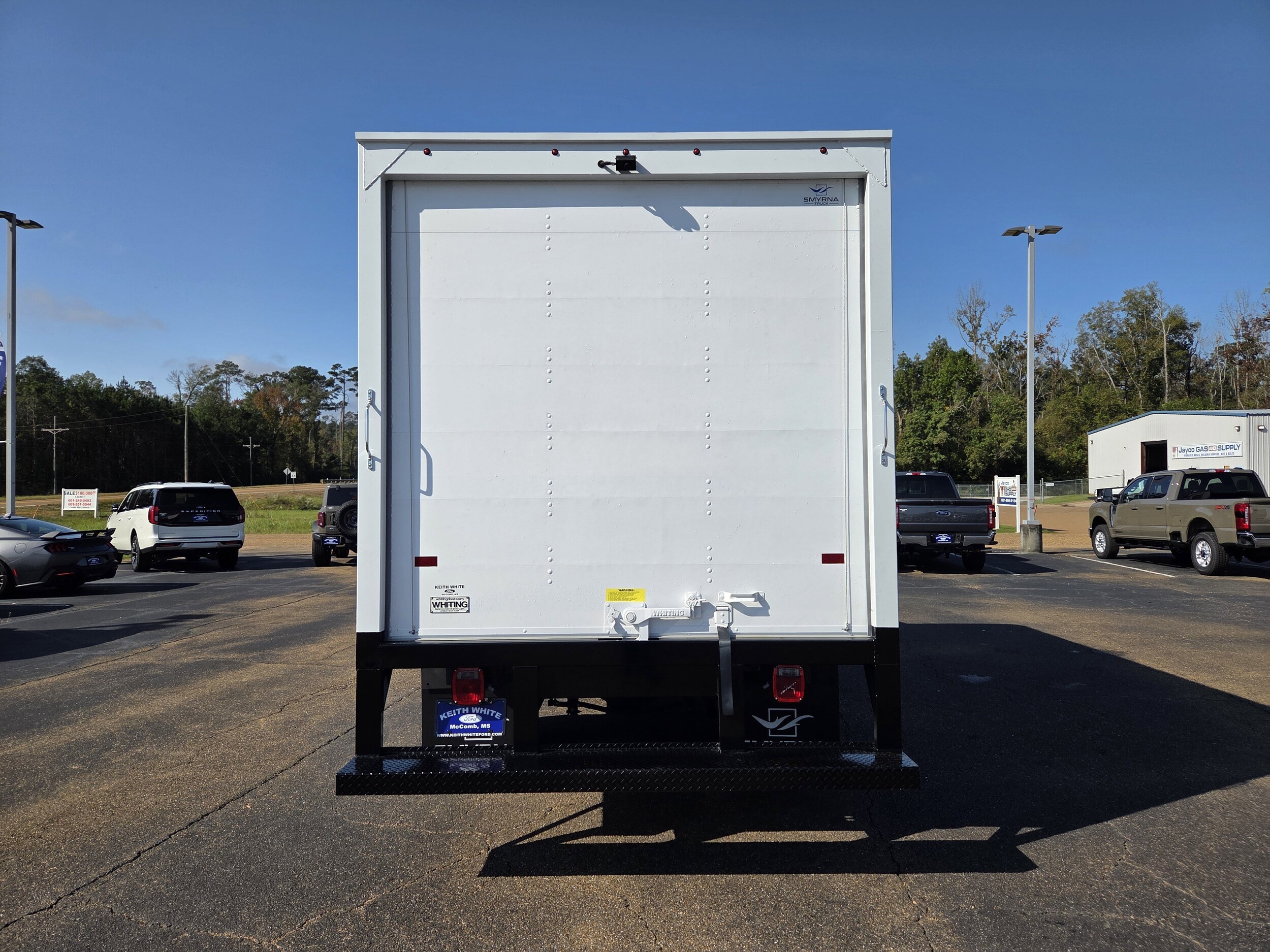 2024 Ford Transit photo 4