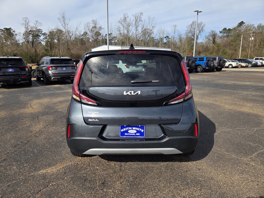 Used 2024 Kia Soul LX Hatchback