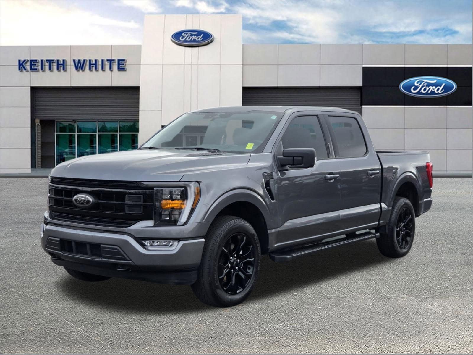 2023 Ford F-150 XLT's photo