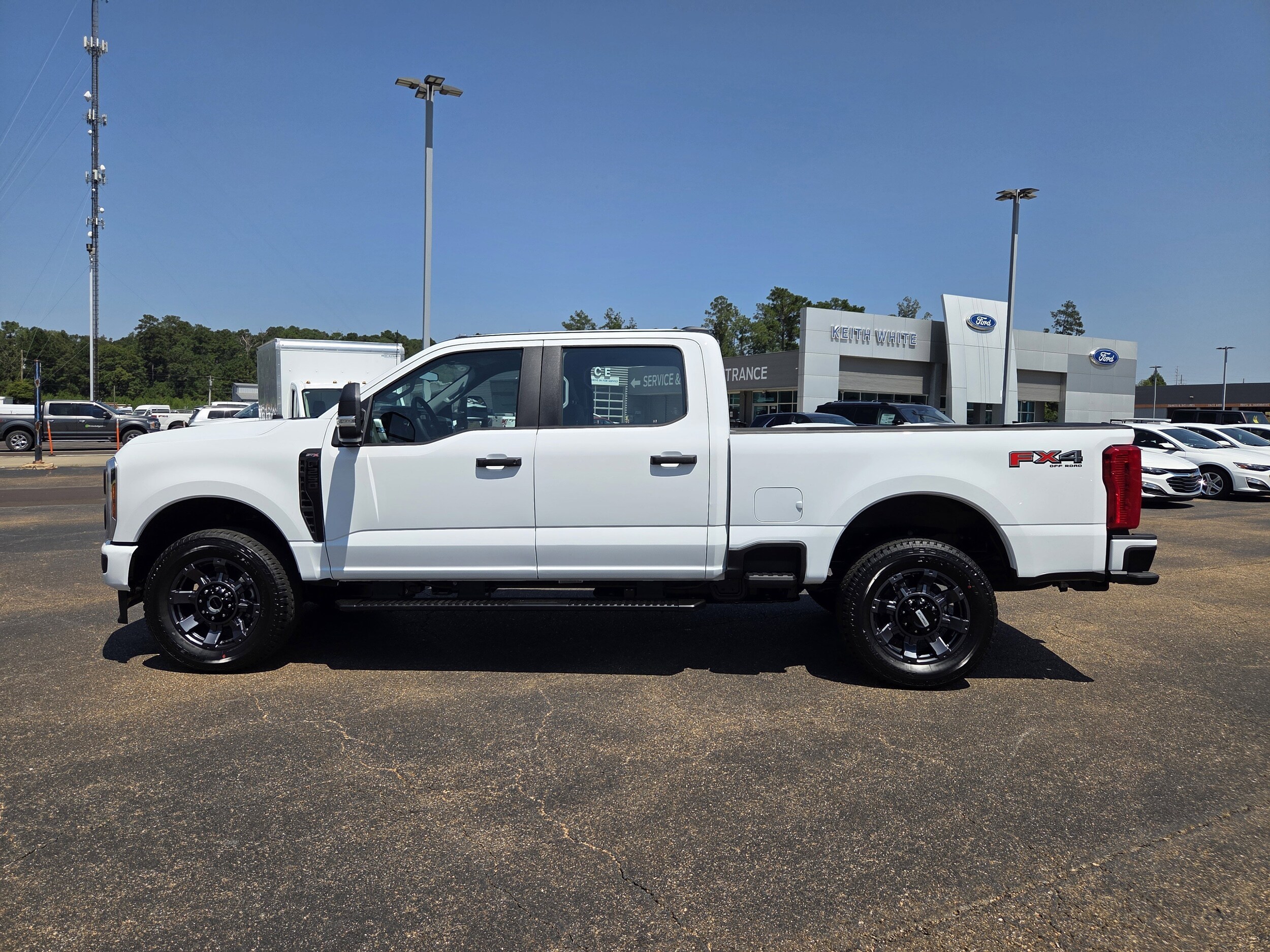 2026 Ford F-250 photo 2