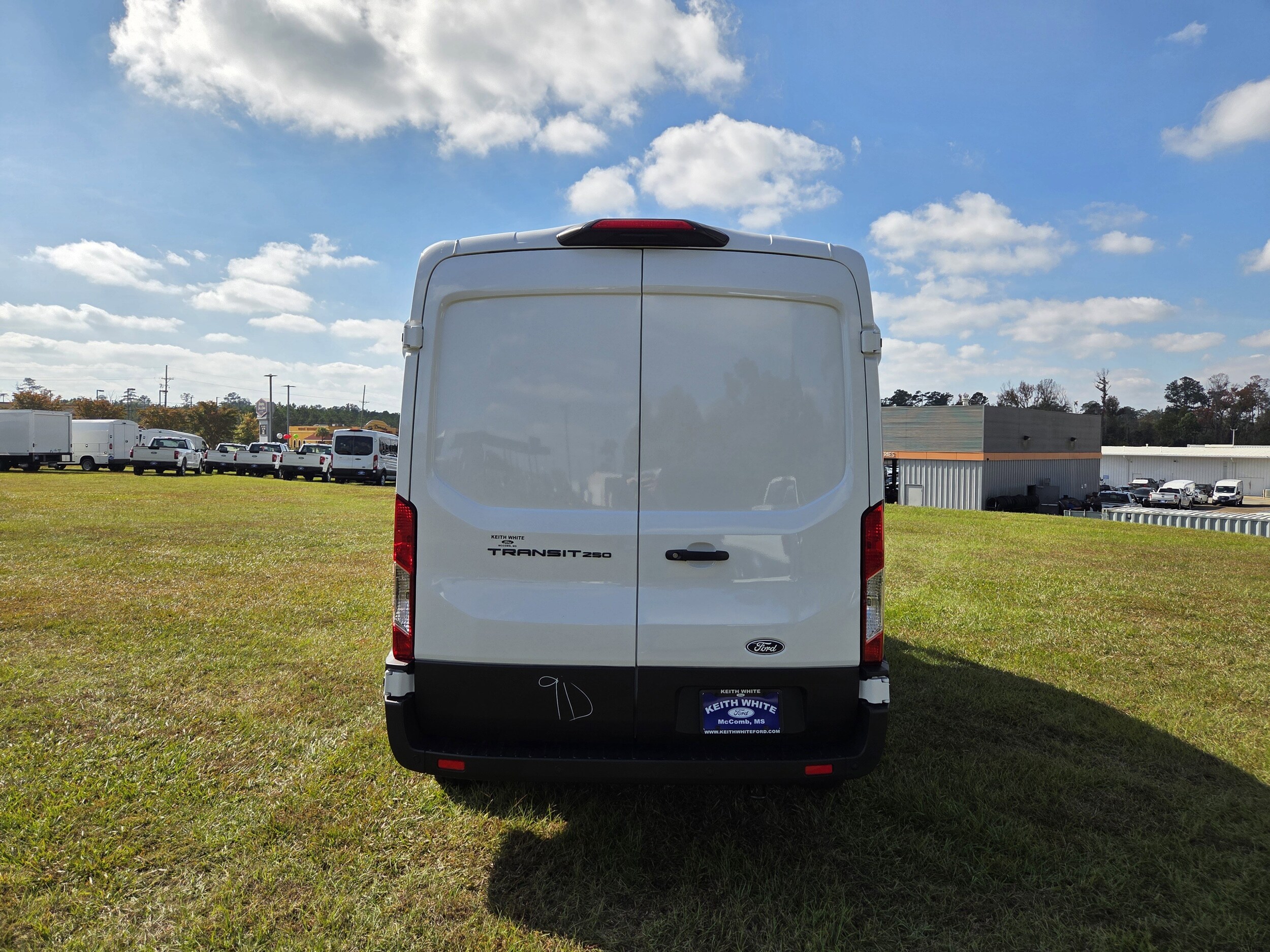 2026 Ford Transit photo 3