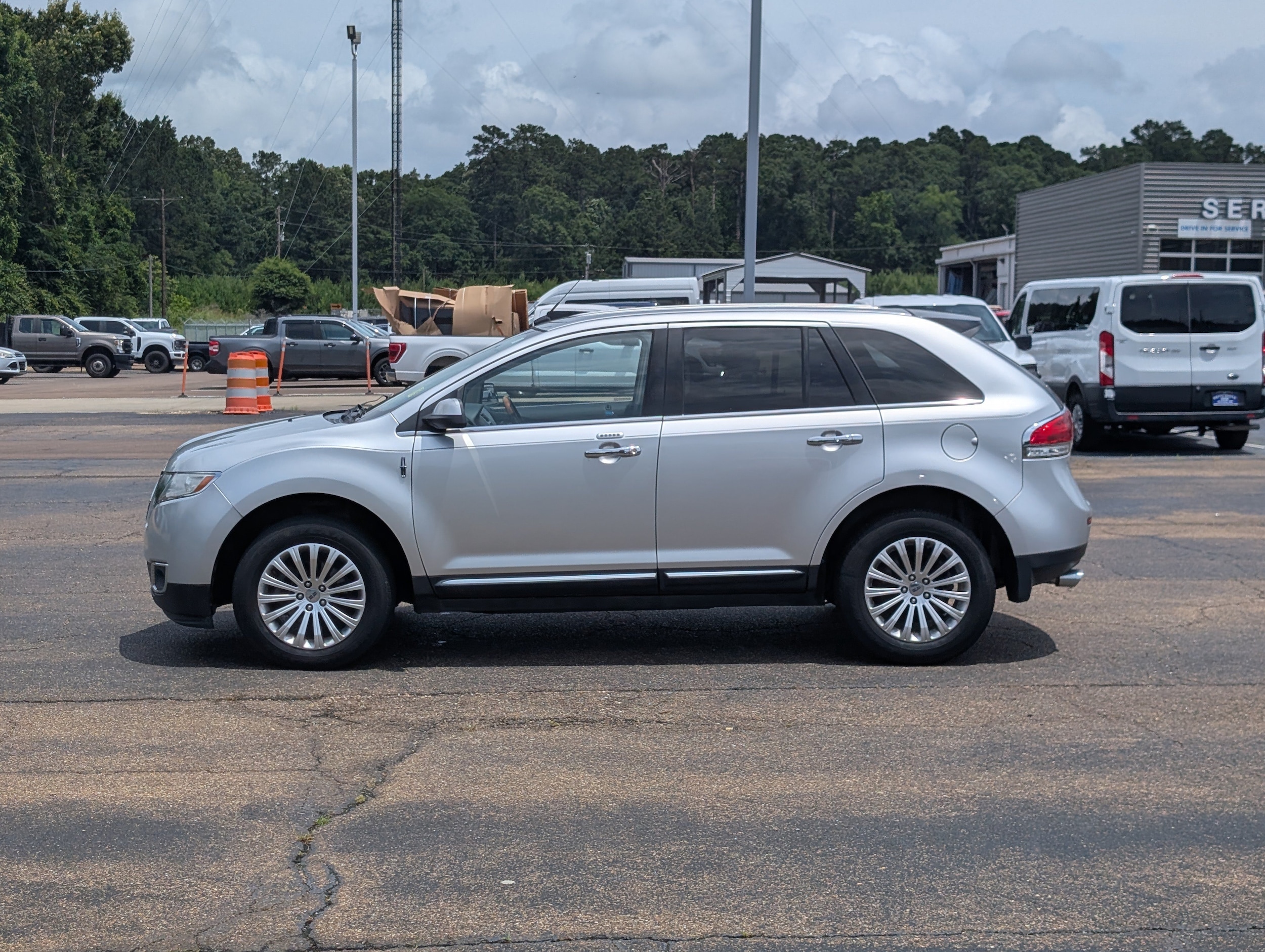 Used 2013 Lincoln MKX Base with VIN 2LMDJ6JK5DBL35373 for sale in McComb, MS