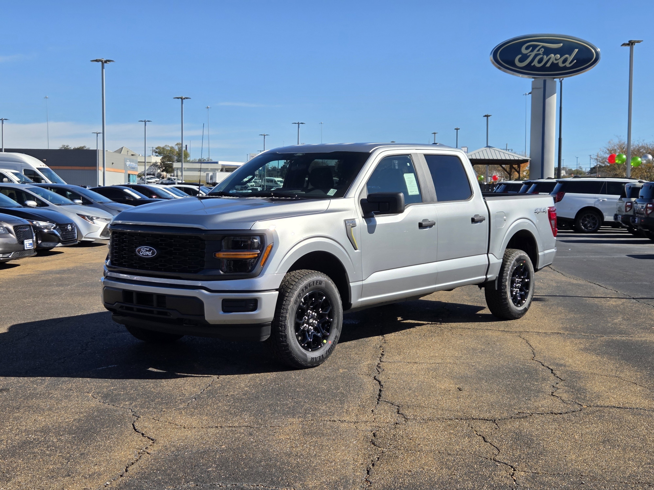 2025 Ford F-150 STX's photo