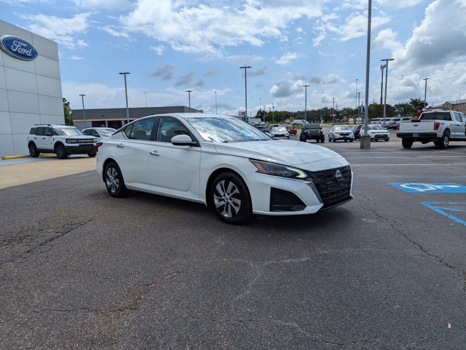 Used 2023 Nissan Altima S with VIN 1N4BL4BV2PN300061 for sale in Mccomb, MS