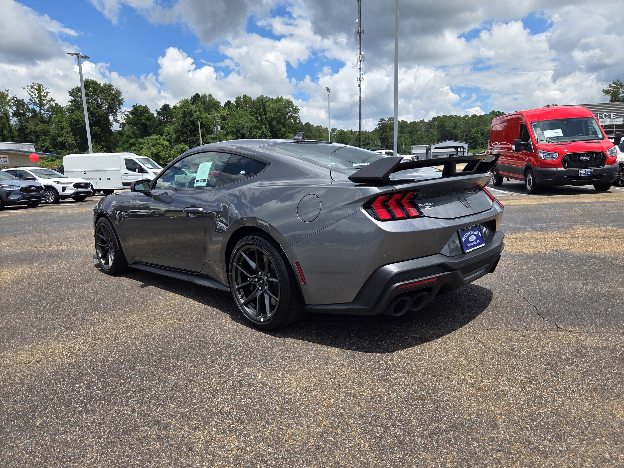 2025 Ford Mustang Dark Horse Deluxe photo 3