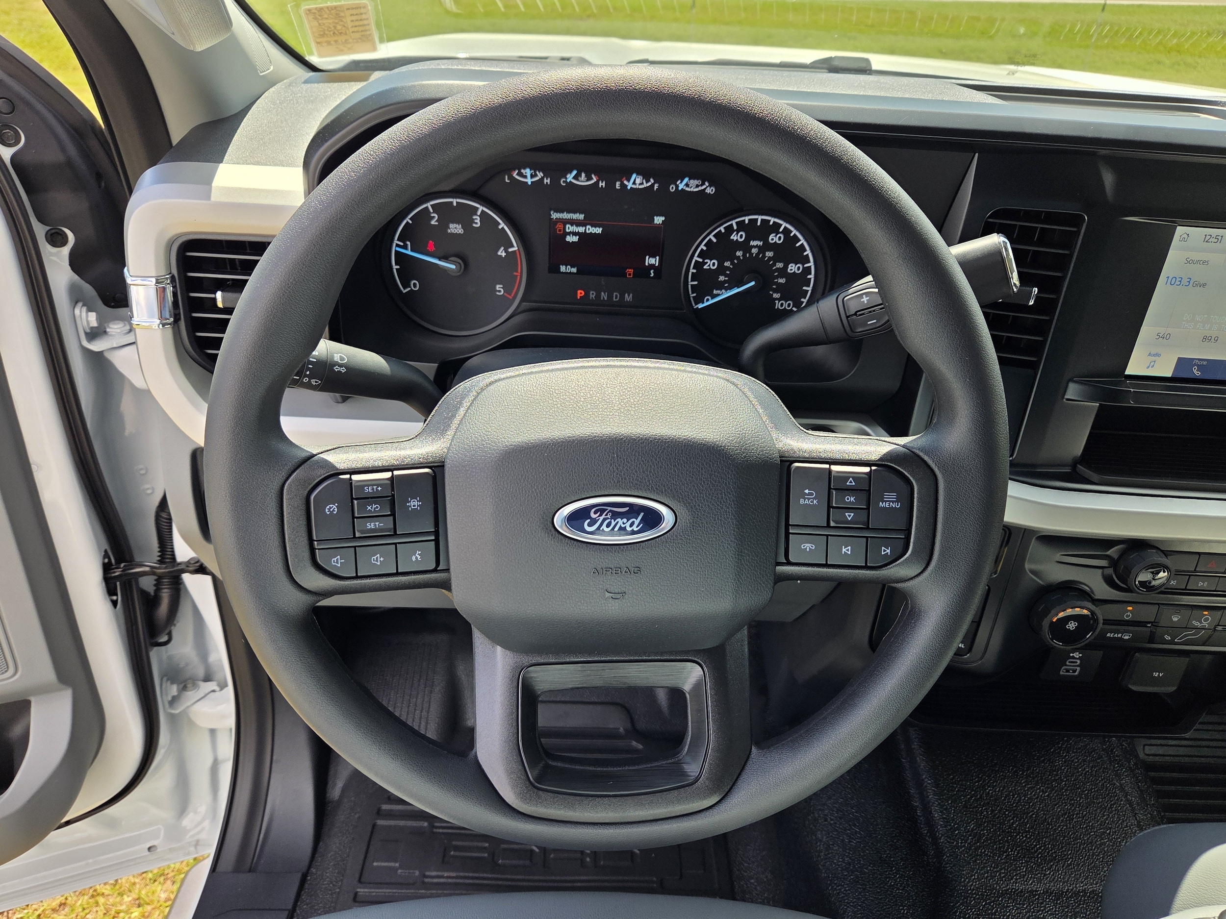 2026 Ford F-350 Super Duty Chassis Cab XL - Photo 19