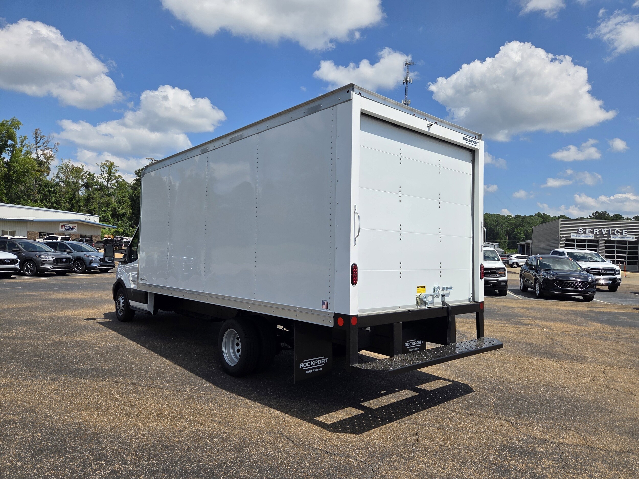 2024 Ford Transit photo 3