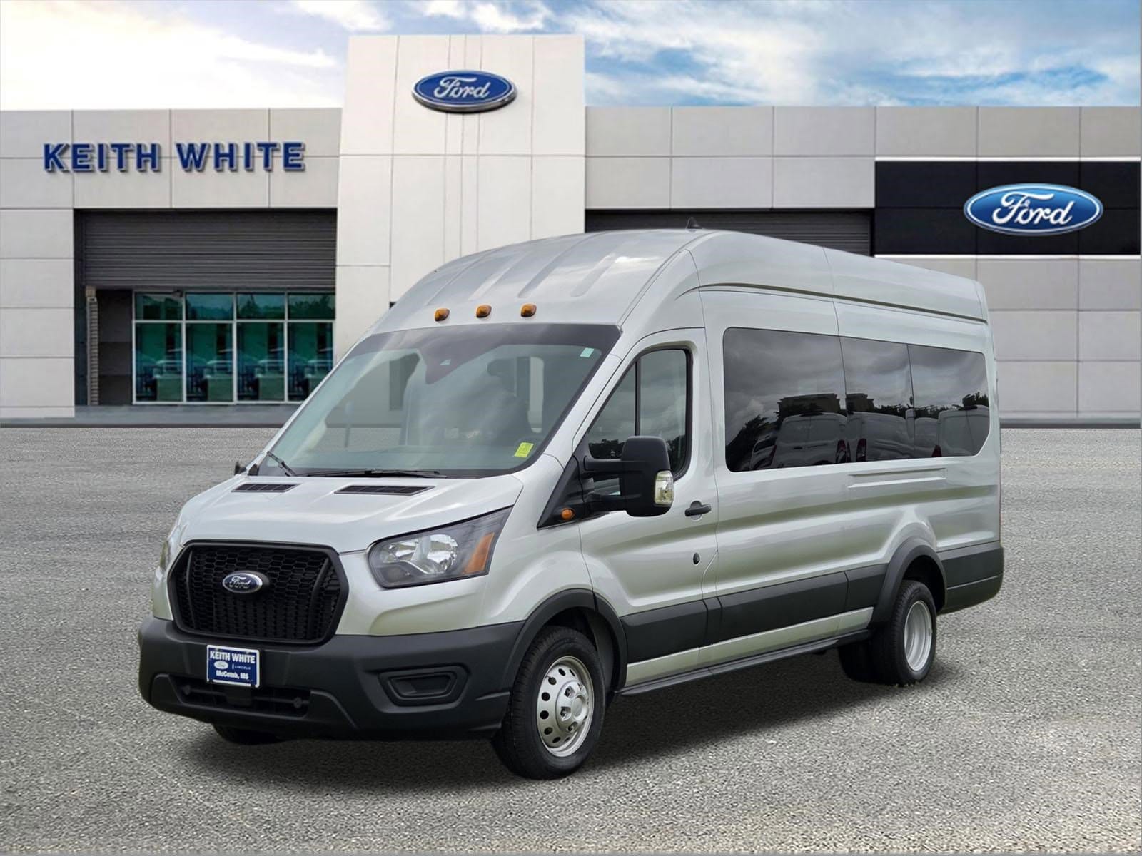 2025 Ford Transit 350 DRW XL High Roof Pass Slide 148EL's photo