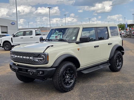 2026 Ford Bronco Badlands SUV