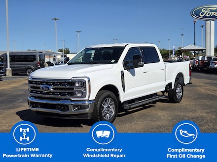 2026 Ford F-250 LARIAT Truck Crew Cab