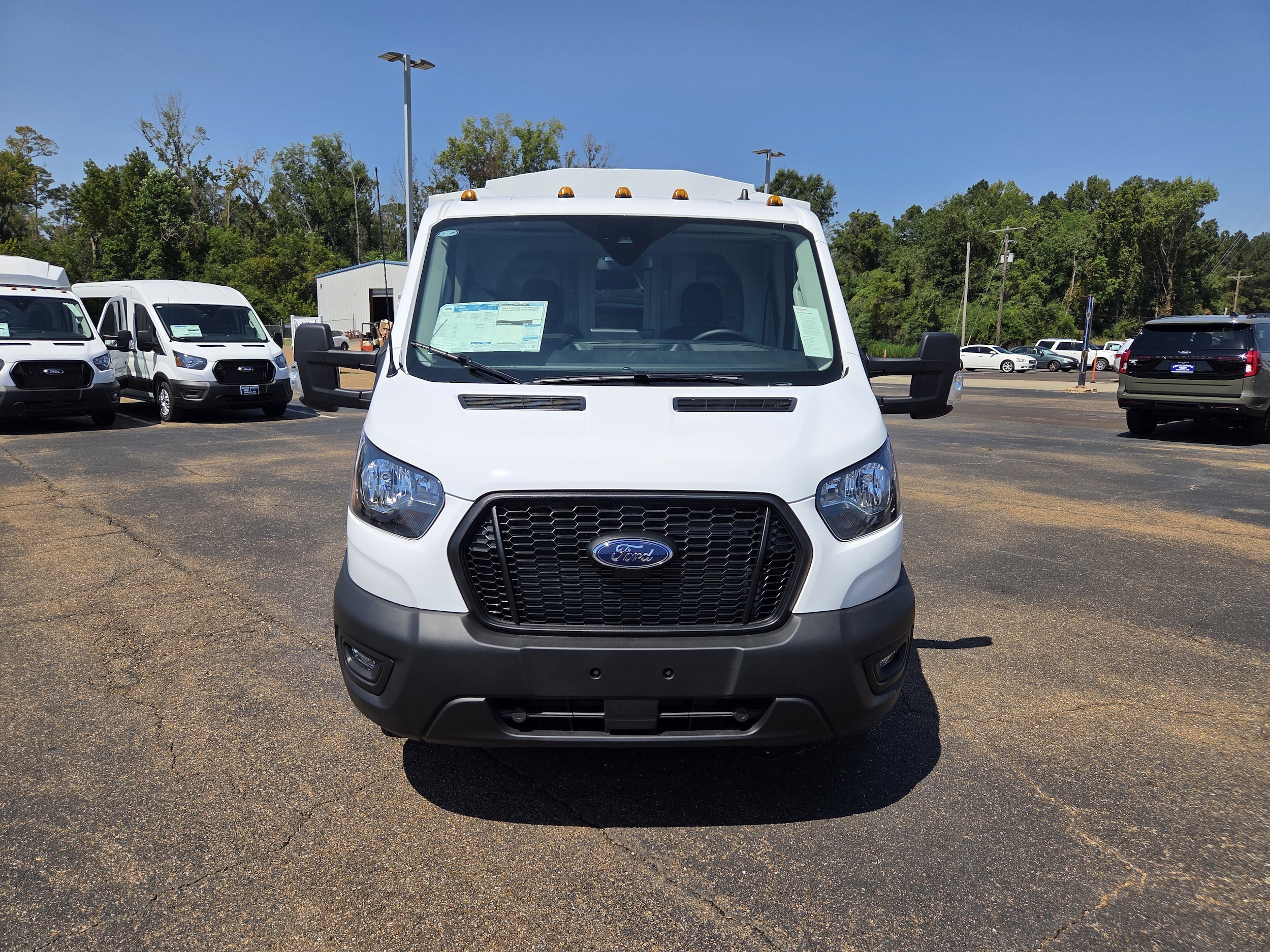 2025 Ford Transit Cutaway Base - Photo 13