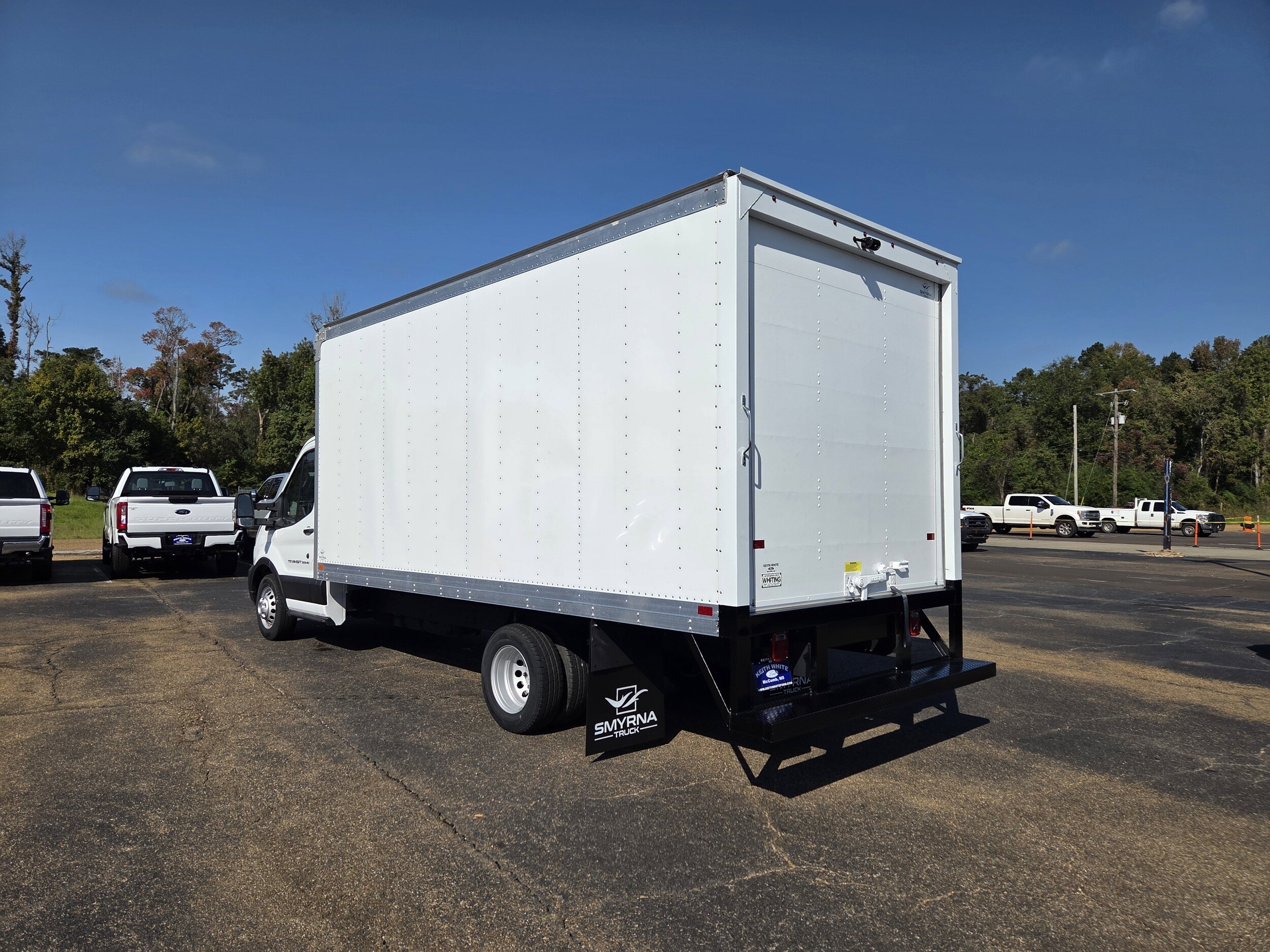 2024 Ford Transit photo 3