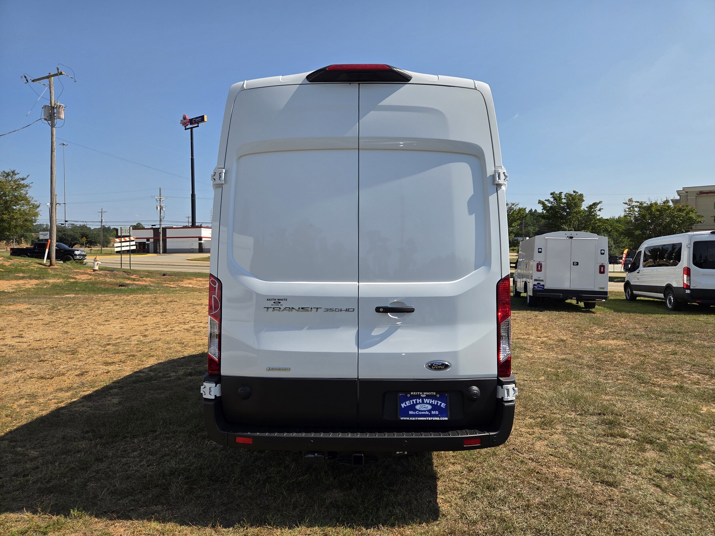 2025 Ford Transit photo 3