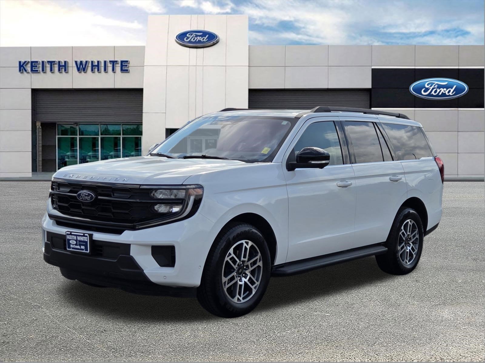 2025 Ford Expedition Active's photo