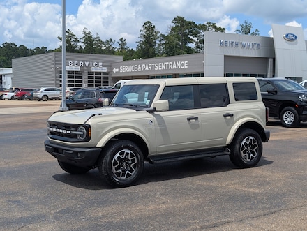 2026 Ford Bronco Outer Banks SUV
