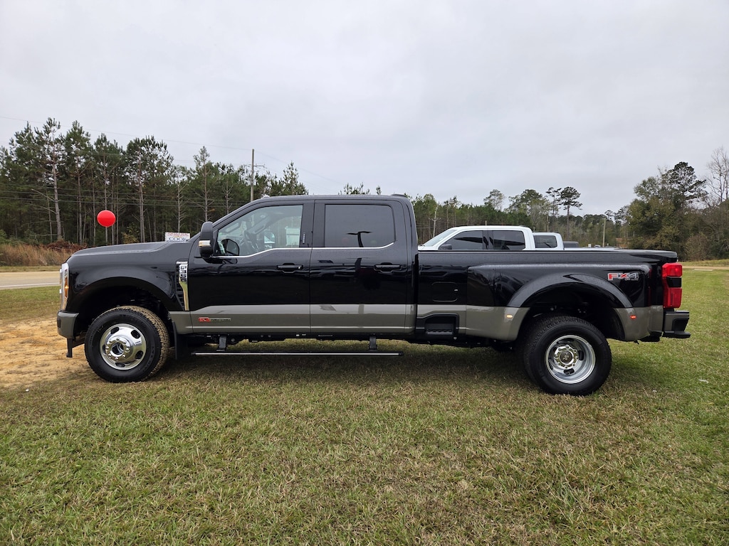 New 2026 Ford F-350 King Ranch Truck Crew Cab