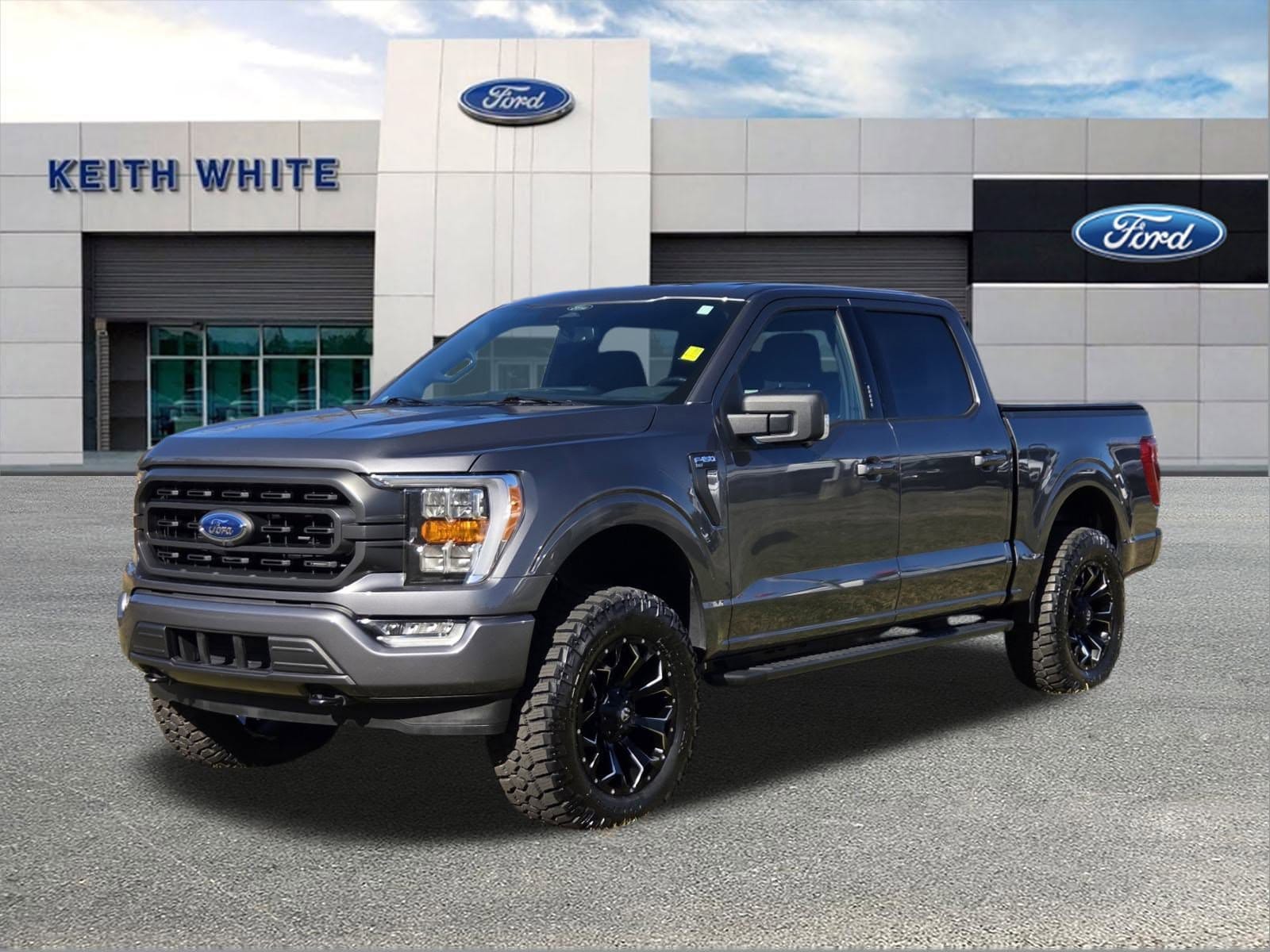 2022 Ford F-150 XLT's photo