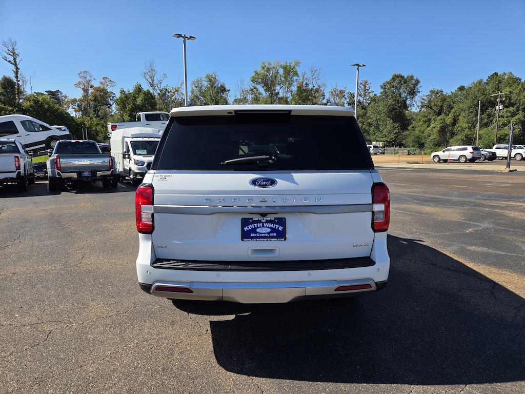 Used 2024 Ford Expedition Max XLT SUV