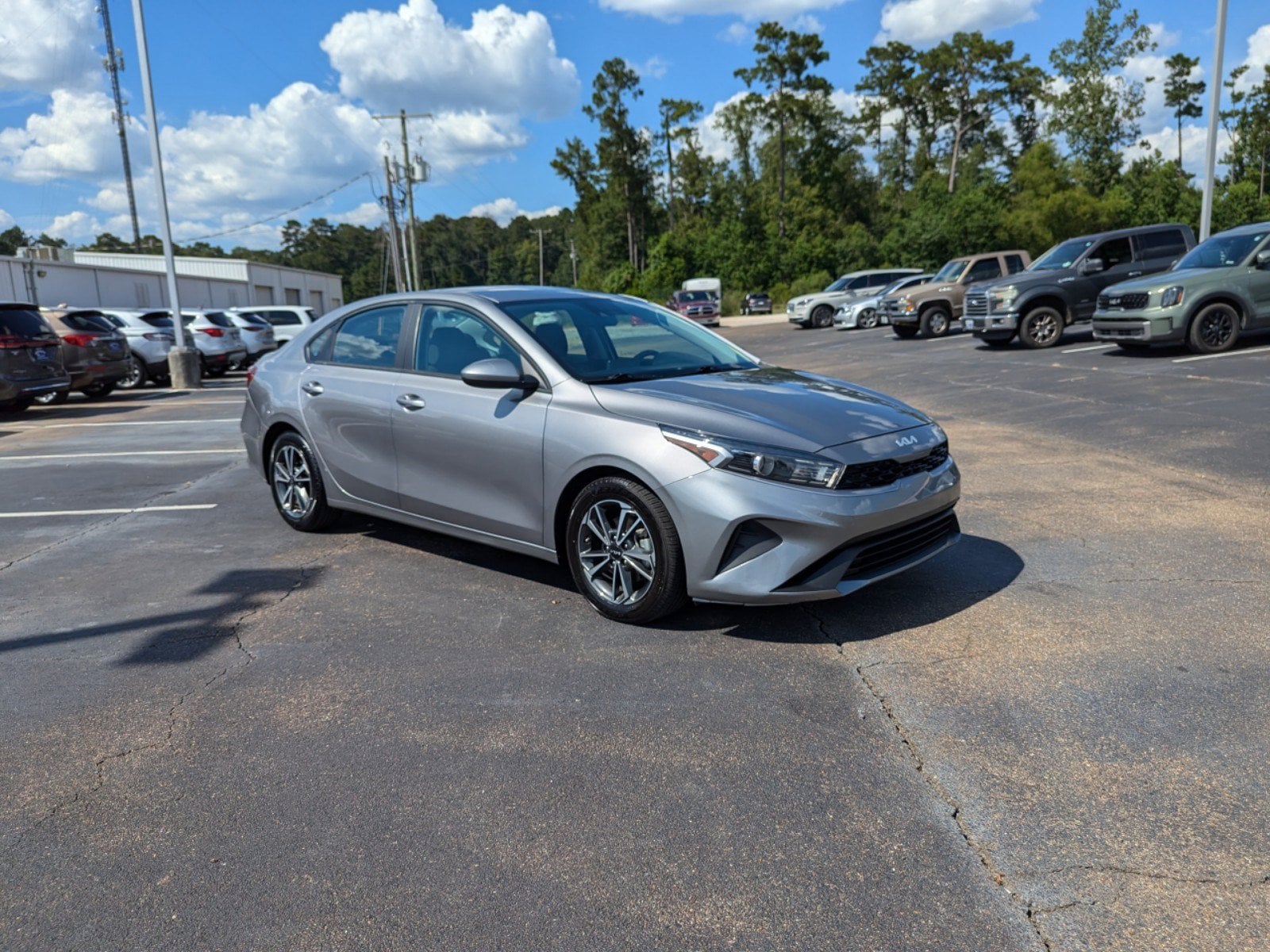 Used 2023 Kia Forte LXS with VIN 3KPF24AD6PE544033 for sale in Mccomb, MS