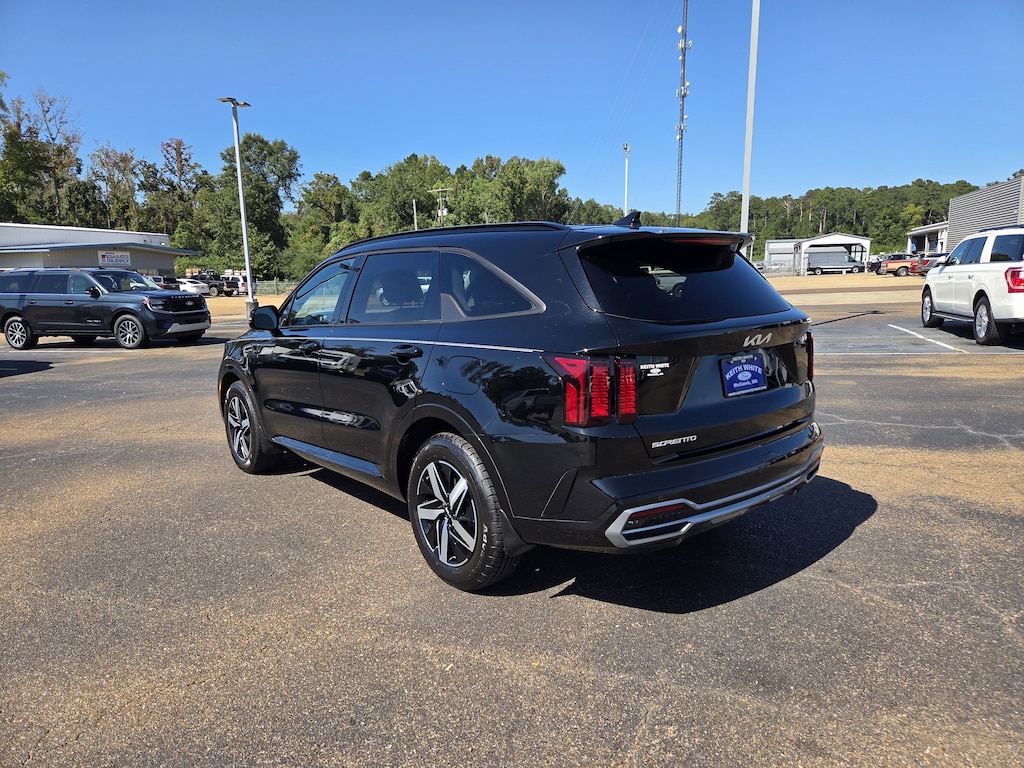 Used 2023 Kia Sorento S SUV