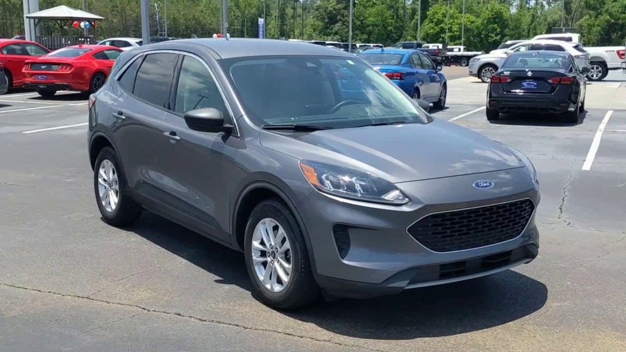 Used 2022 Ford Escape SE with VIN 1FMCU0G67NUB13693 for sale in Mccomb, MS