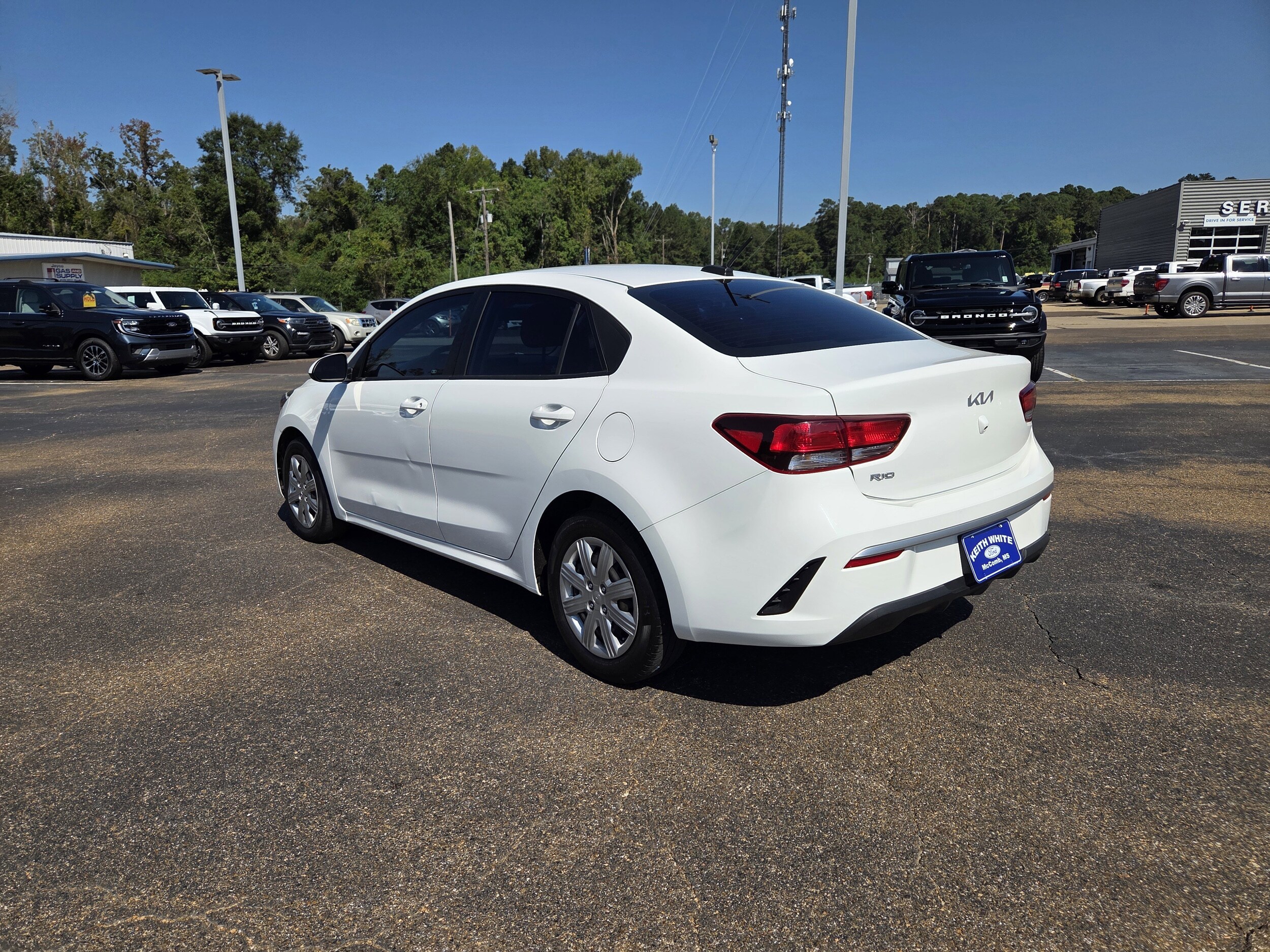 2023 Kia Rio LX S photo 3