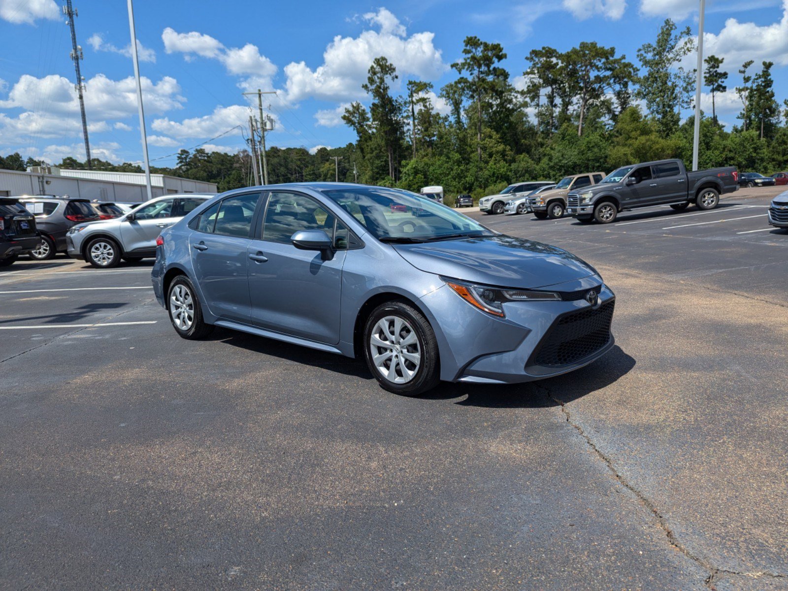 Used 2022 Toyota Corolla LE with VIN JTDEPMAE8NJ218451 for sale in Mccomb, MS