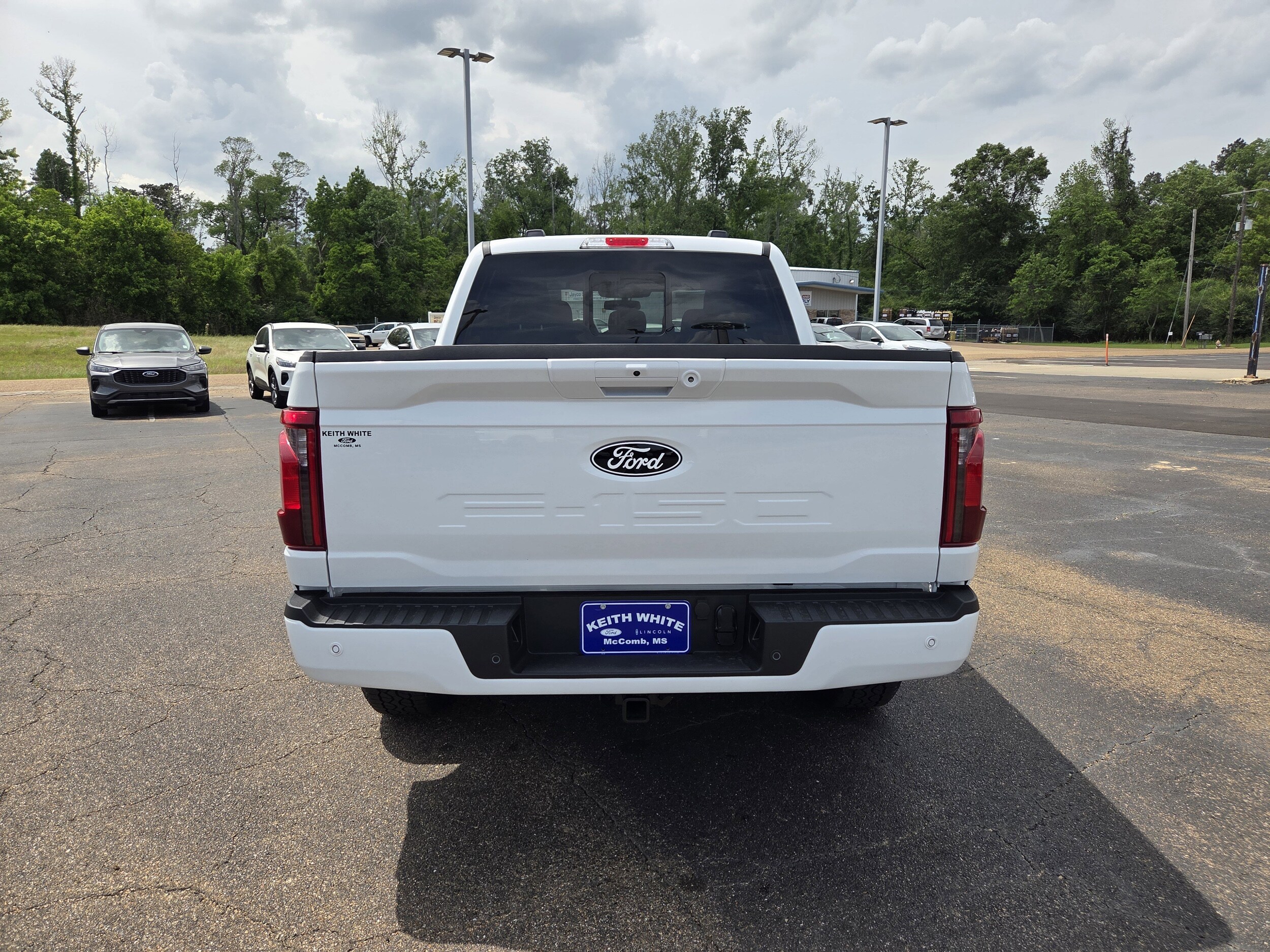 2025 Ford F-150 XLT photo 4