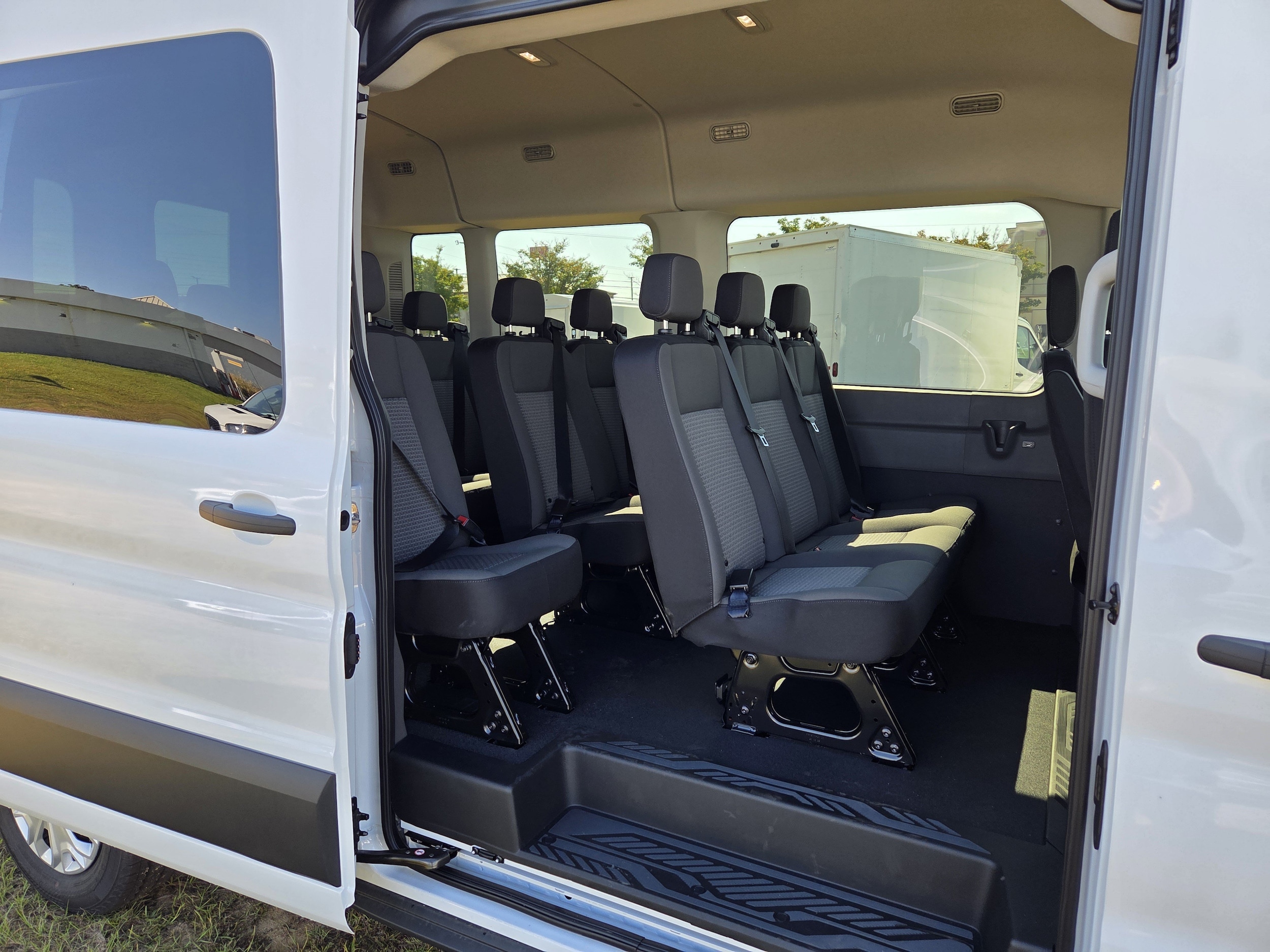 2025 Ford Transit Passenger Van XL - Photo 14