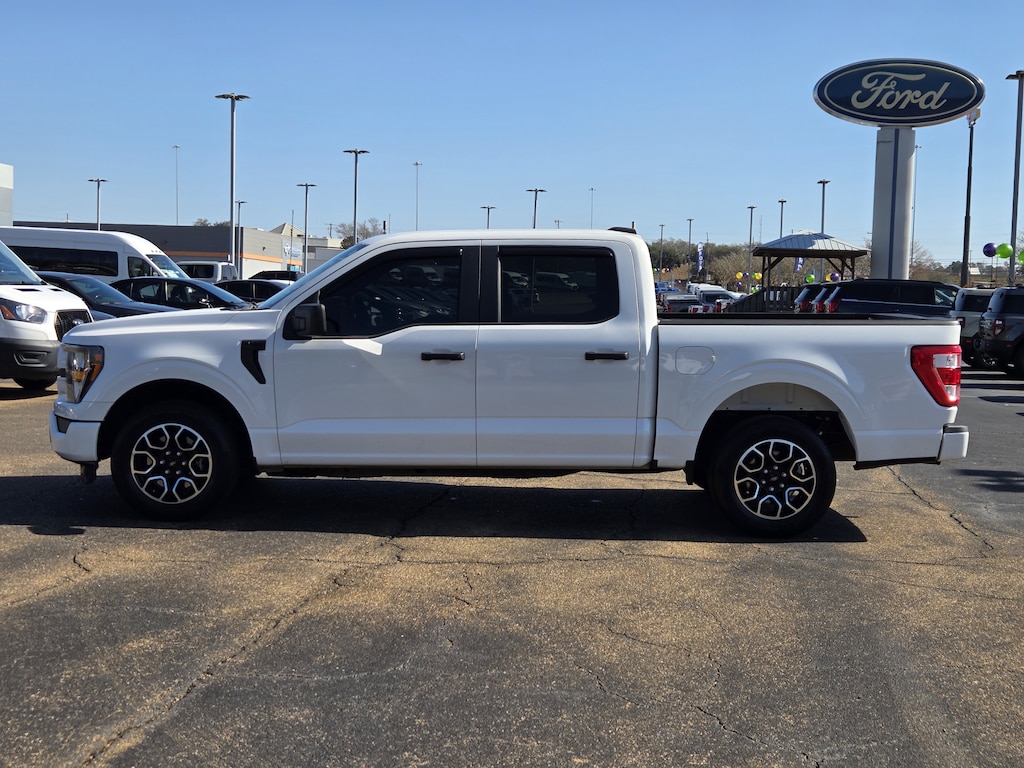Used 2023 Ford F-150 XLT Truck SuperCrew Cab
