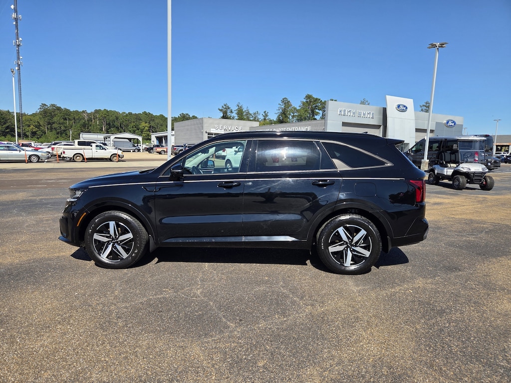 Used 2023 Kia Sorento S SUV