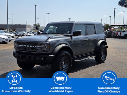 2025 Ford Bronco Badlands SUV