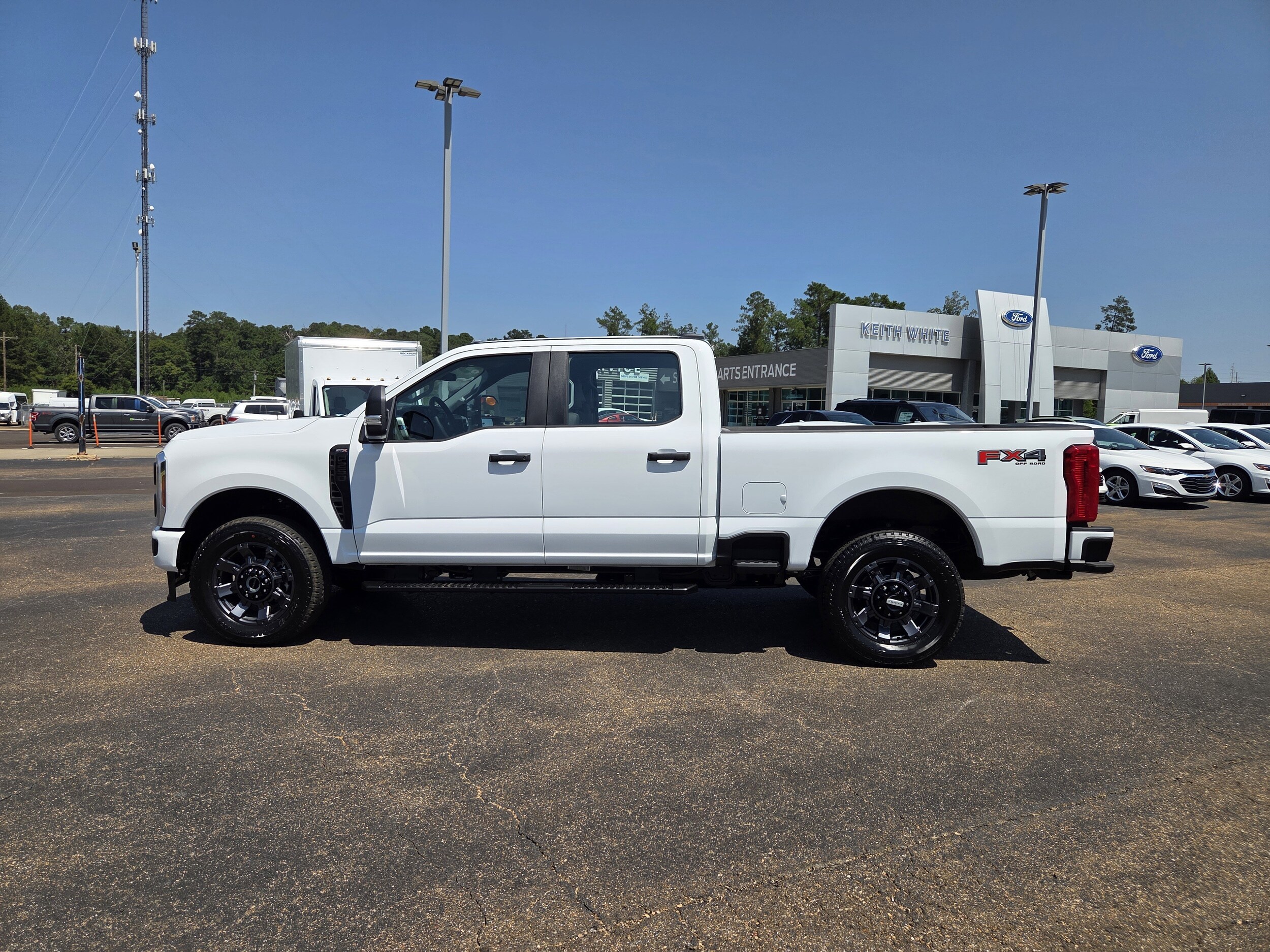 2026 Ford F-250 photo 2