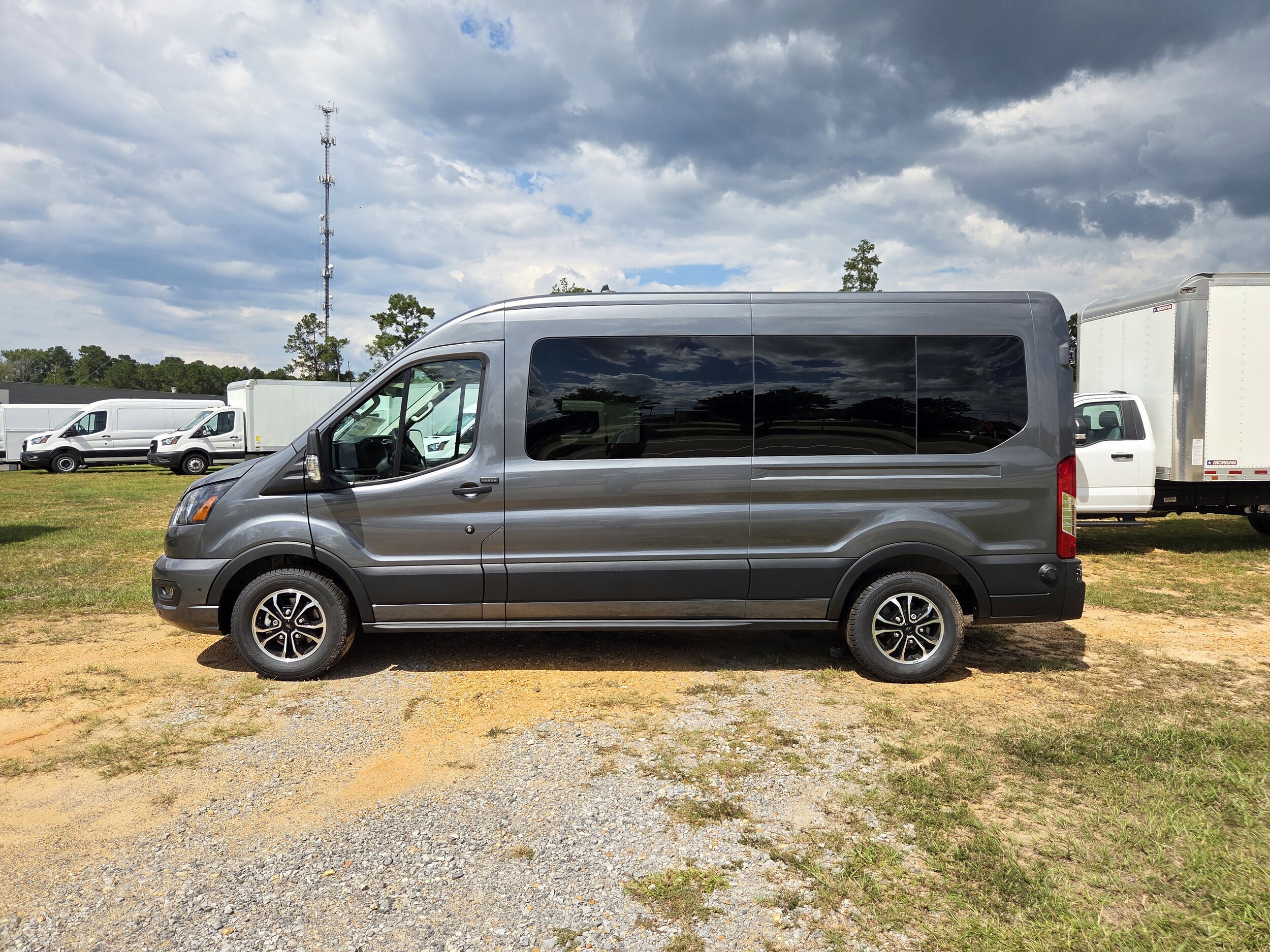 2025 Ford Transit Passenger photo 2