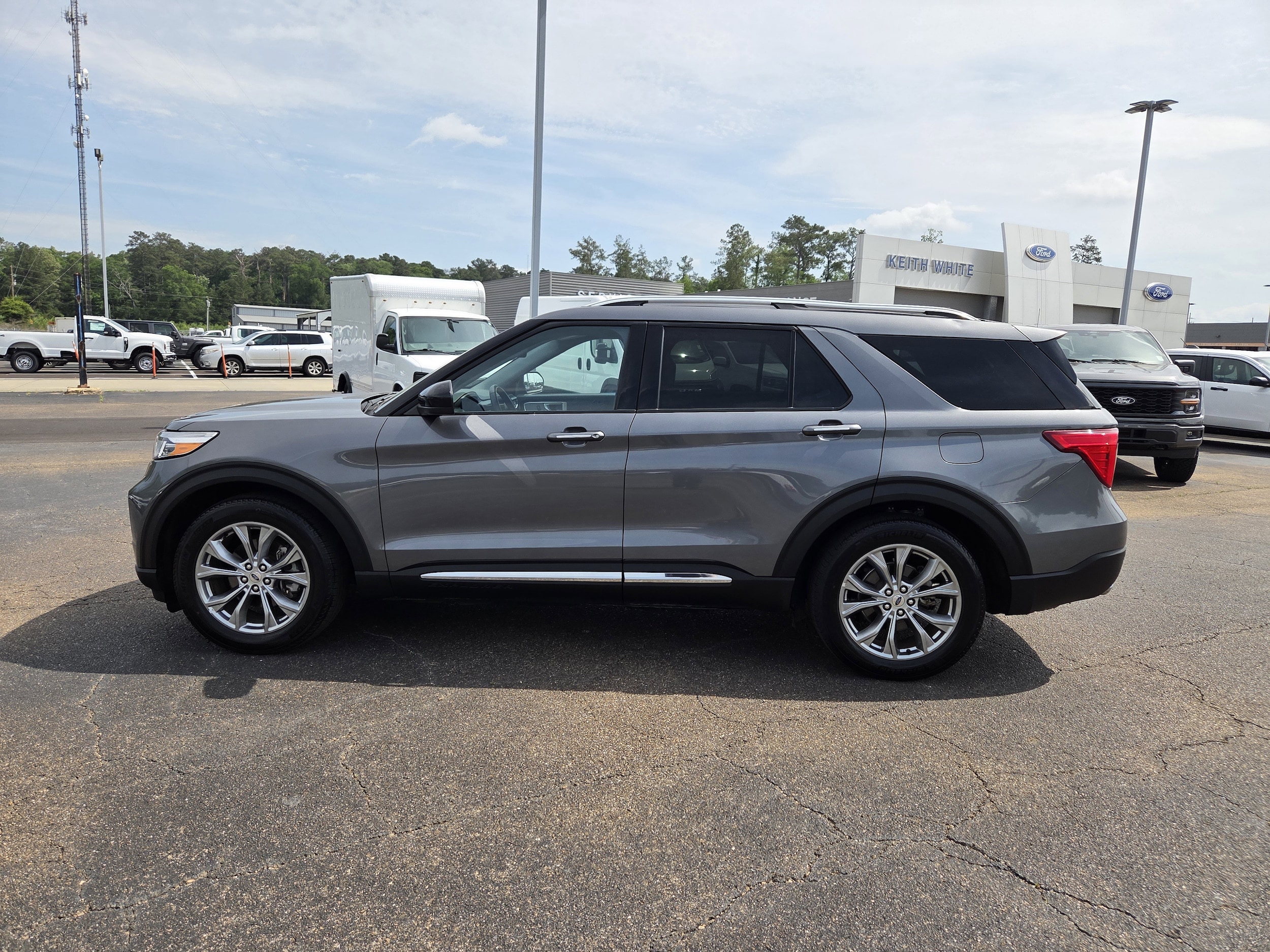 Used 2024 Ford Explorer Limited with VIN 1FMSK7FH7RGA30282 for sale in Mccomb, MS
