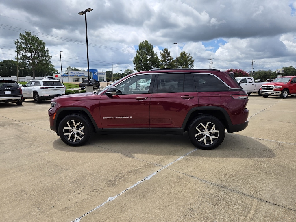 Used 2024 Jeep Grand Cherokee Limited SUV