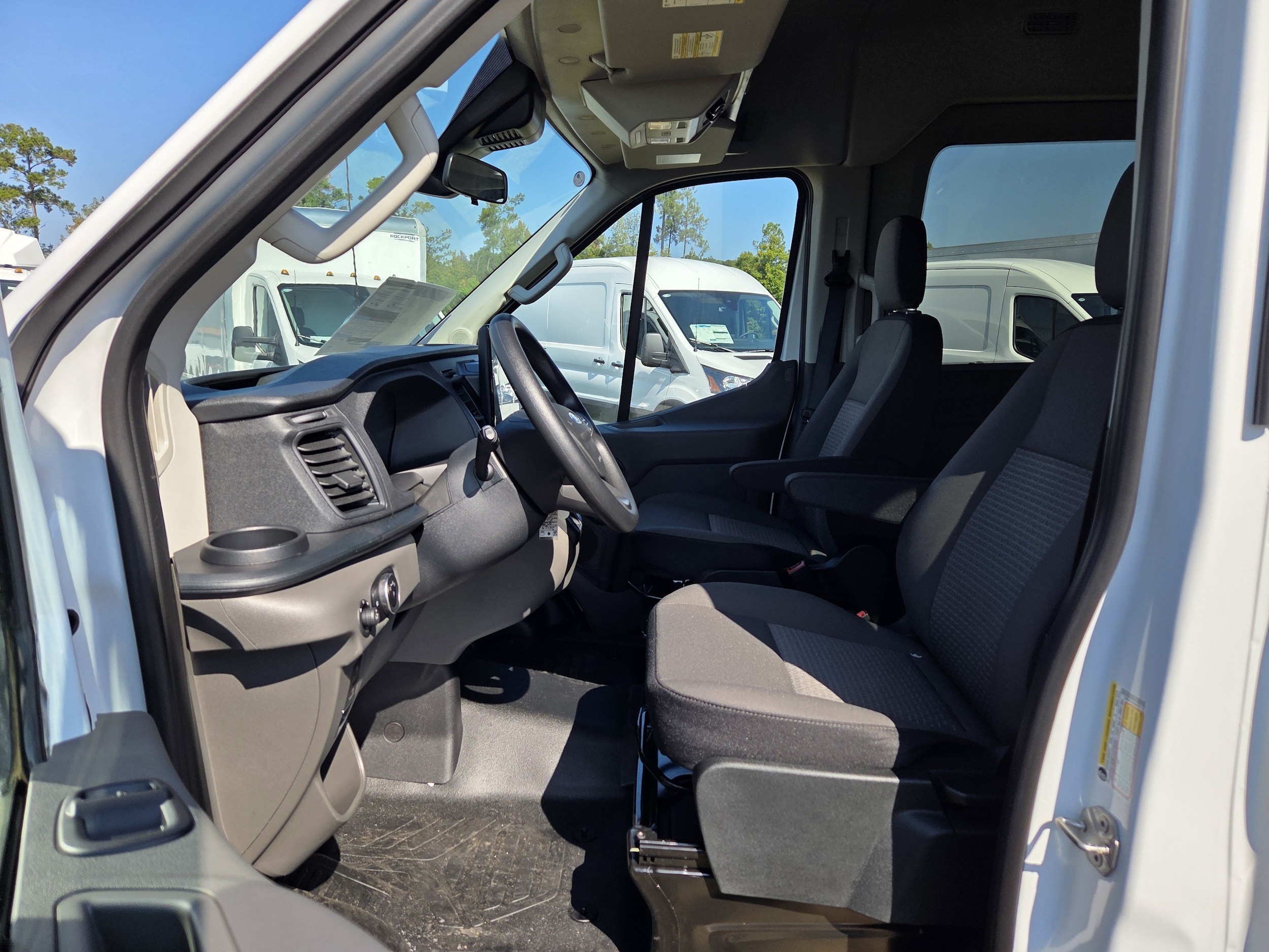 2025 Ford Transit Passenger Van XL - Photo 12