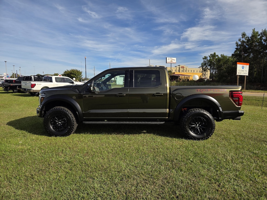 New 2025 Ford F-150 Raptor Truck SuperCrew Cab