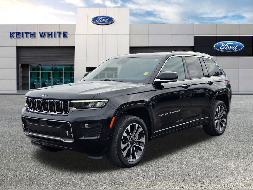 Used 2023 Jeep Grand Cherokee Overland SUV